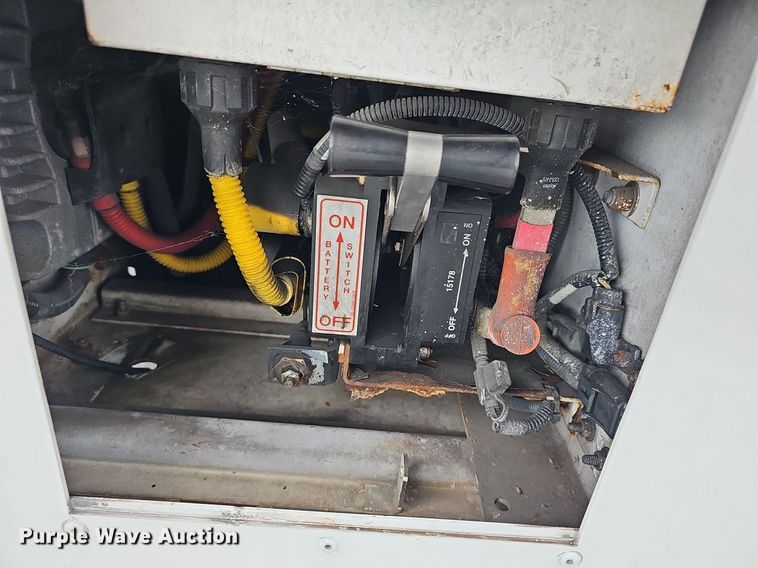 image for item DR5849 2011 Gillig  transit bus