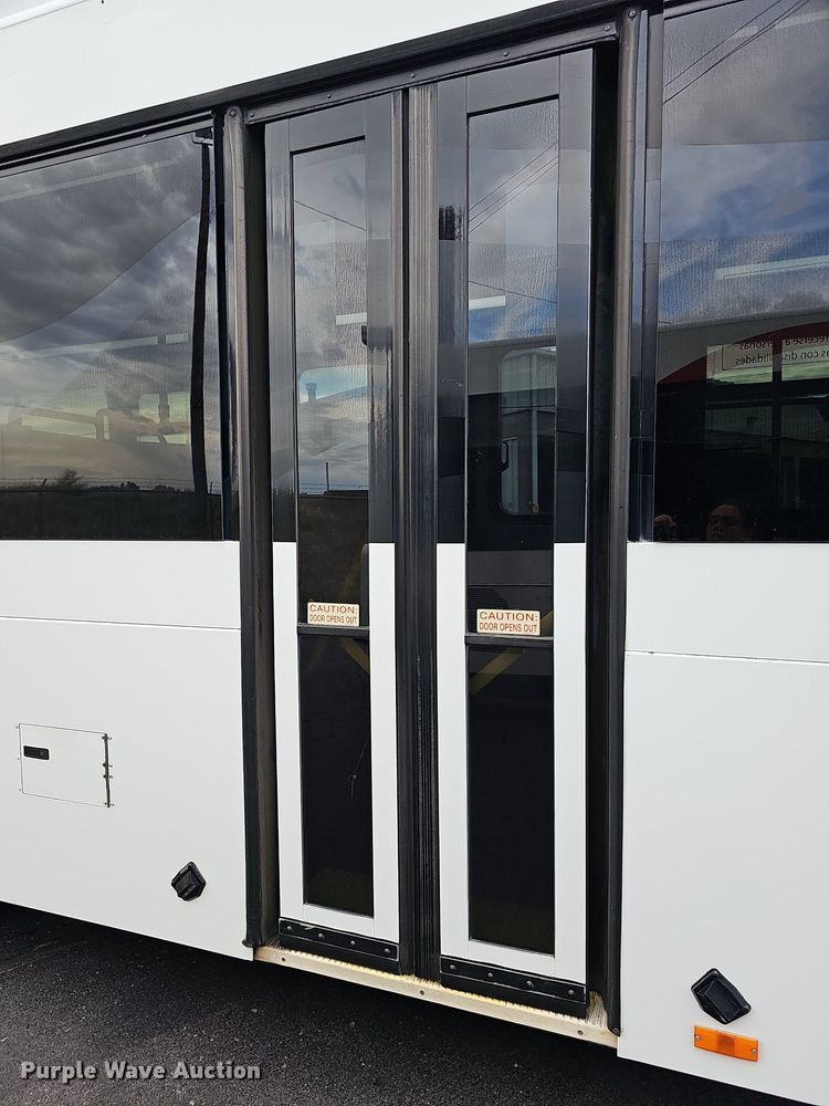 image for item DR5849 2011 Gillig  transit bus