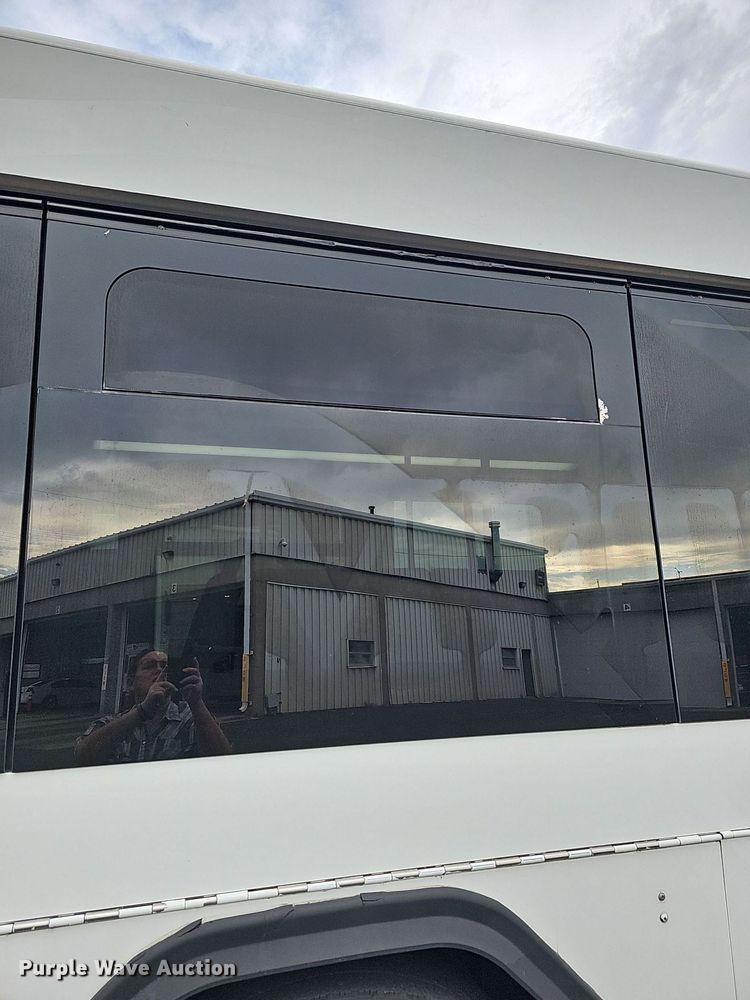 image for item DR5849 2011 Gillig  transit bus