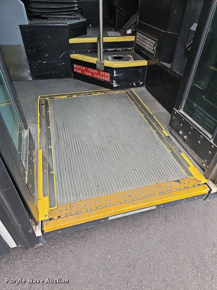 image for item DR5849 2011 Gillig  transit bus