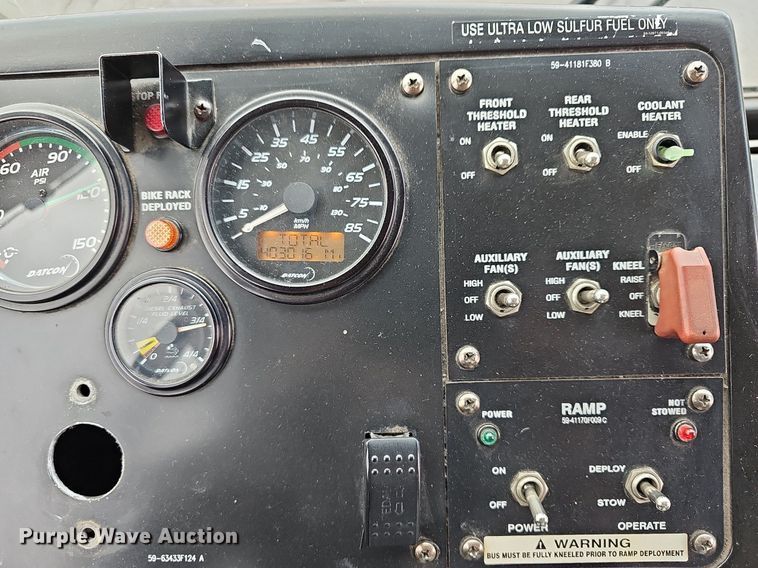 image for item DR5849 2011 Gillig  transit bus