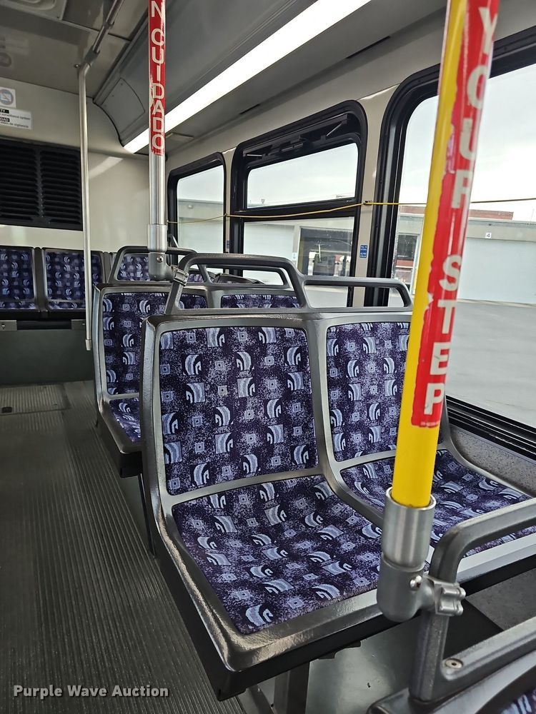 image for item DR5849 2011 Gillig  transit bus