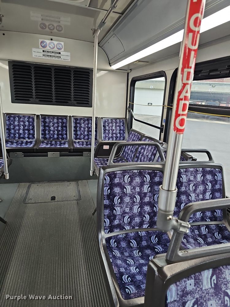 image for item DR5849 2011 Gillig  transit bus