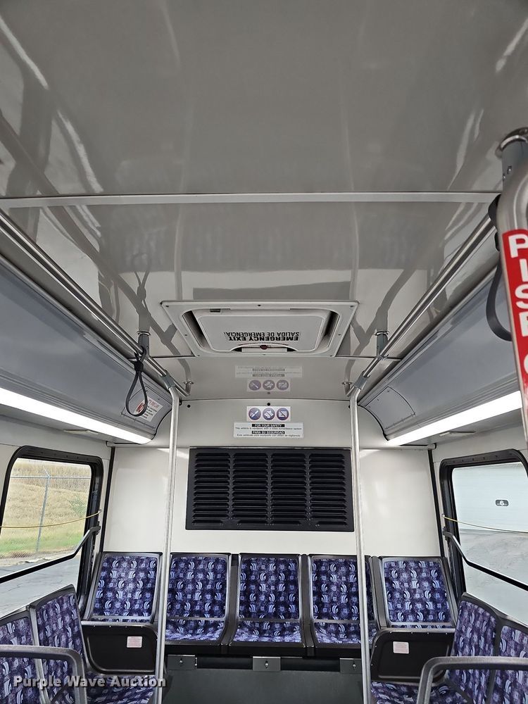 image for item DR5849 2011 Gillig  transit bus