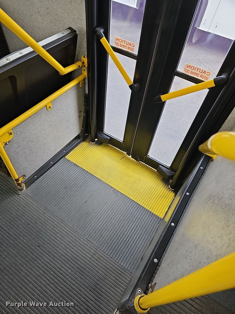 image for item DR5849 2011 Gillig  transit bus