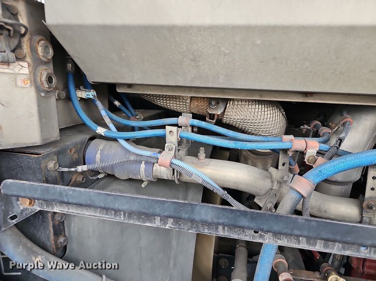 image for item DR5849 2011 Gillig  transit bus