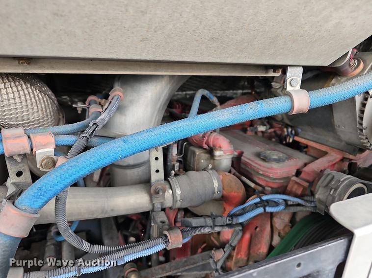 image for item DR5849 2011 Gillig  transit bus