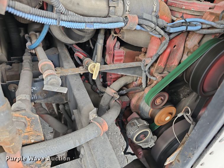 image for item DR5849 2011 Gillig  transit bus