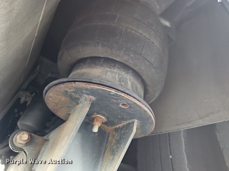 image for item DR5849 2011 Gillig  transit bus