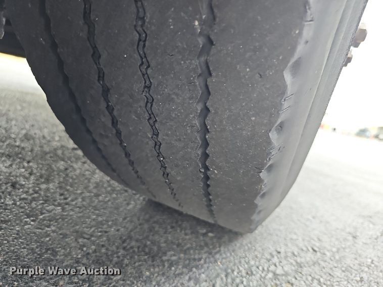 image for item DR5849 2011 Gillig  transit bus