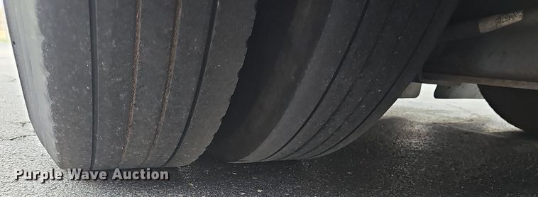 image for item DR5849 2011 Gillig  transit bus