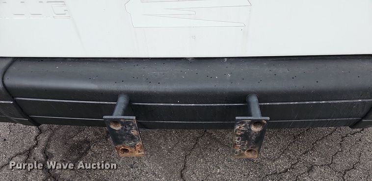 image for item DR5850 2011 Gillig G27B102N4  transit bus