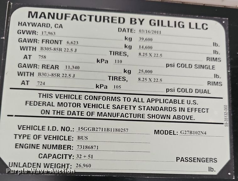 image for item DR5850 2011 Gillig G27B102N4  transit bus