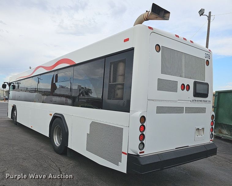 image for item DR5851 2011 Gillig G27B102N4  transit bus