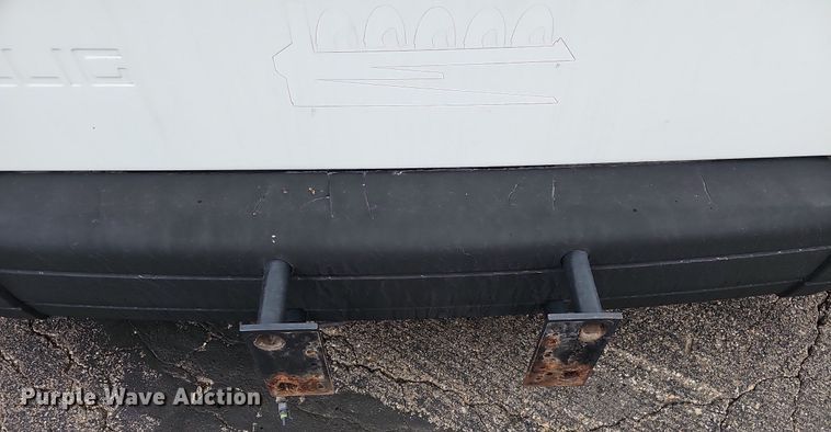 image for item DR5851 2011 Gillig G27B102N4  transit bus