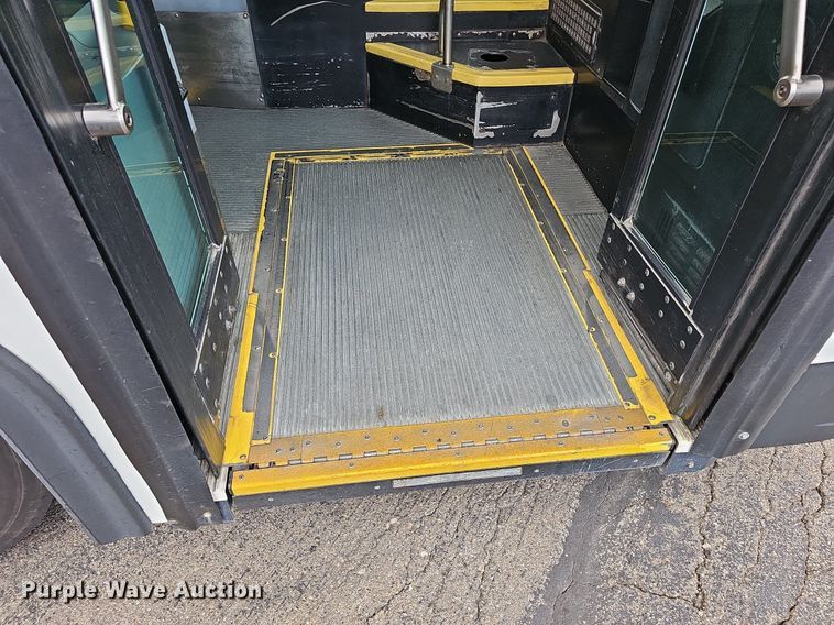 image for item DR5851 2011 Gillig G27B102N4  transit bus