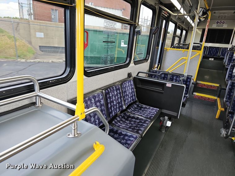 image for item DR5851 2011 Gillig G27B102N4  transit bus