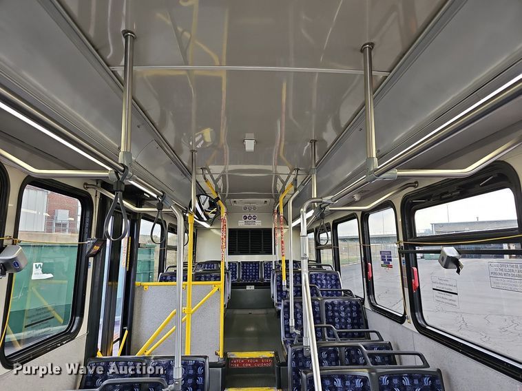 image for item DR5851 2011 Gillig G27B102N4  transit bus