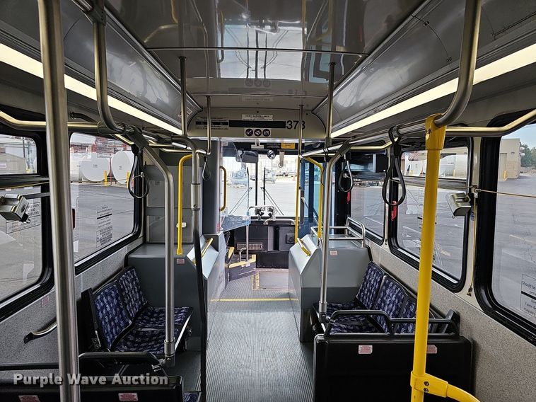 image for item DR5851 2011 Gillig G27B102N4  transit bus