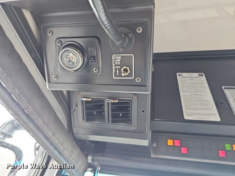 image for item DR5851 2011 Gillig G27B102N4  transit bus