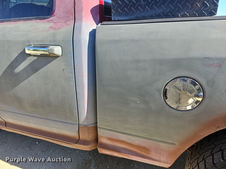 image for item DR5861 2010 Dodge Ram 1500  Quad Cab pickup truck