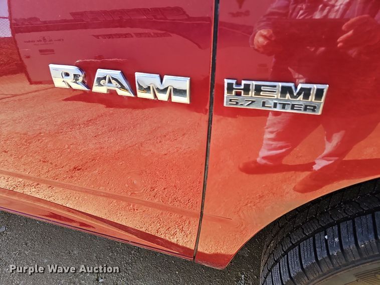 image for item DR5861 2010 Dodge Ram 1500  Quad Cab pickup truck