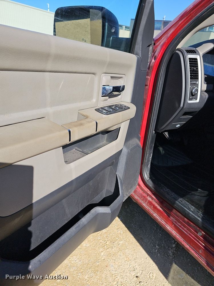 image for item DR5861 2010 Dodge Ram 1500  Quad Cab pickup truck