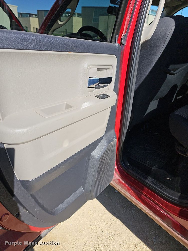 image for item DR5861 2010 Dodge Ram 1500  Quad Cab pickup truck