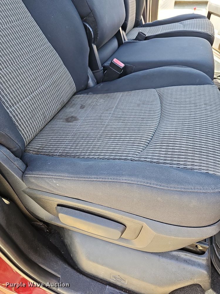 image for item DR5861 2010 Dodge Ram 1500  Quad Cab pickup truck