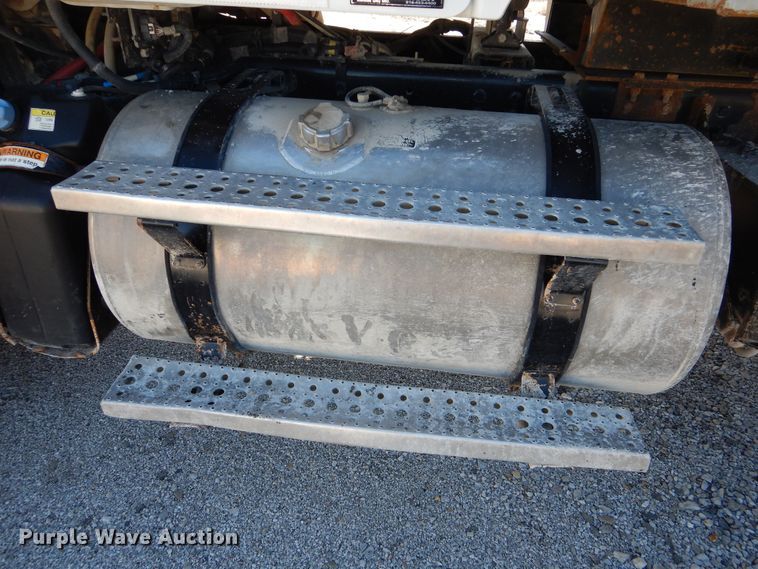 image for item DR5863 2014 Freightliner  114SD dump truck