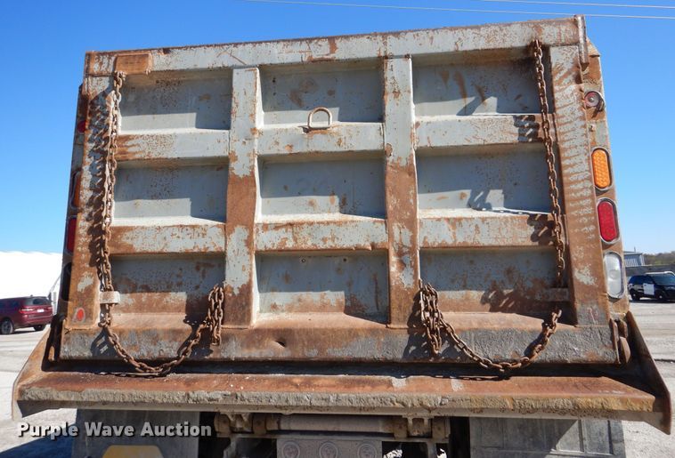 image for item DR5863 2014 Freightliner  114SD dump truck