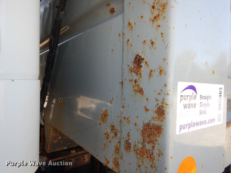 image for item DR5863 2014 Freightliner  114SD dump truck