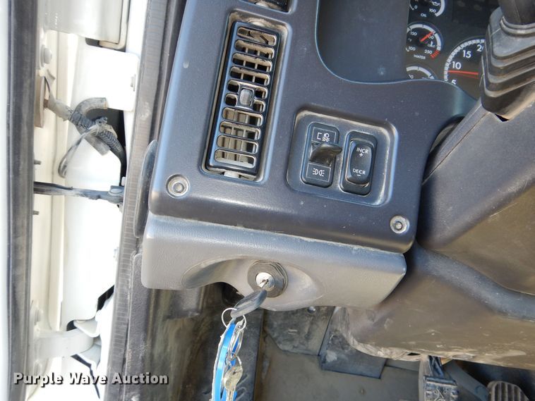 image for item DR5863 2014 Freightliner  114SD dump truck