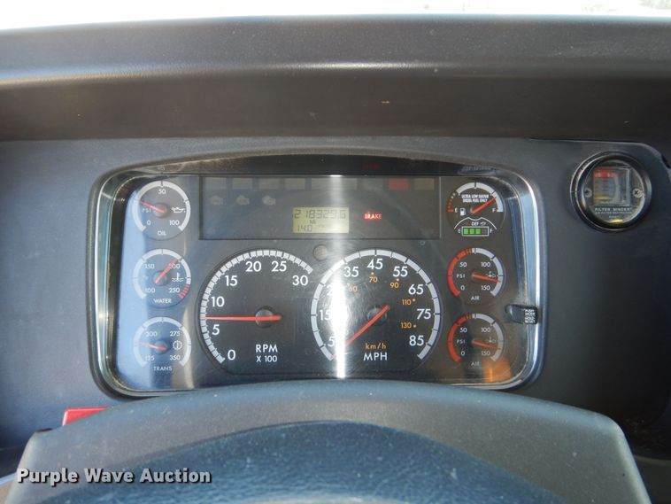 image for item DR5863 2014 Freightliner  114SD dump truck