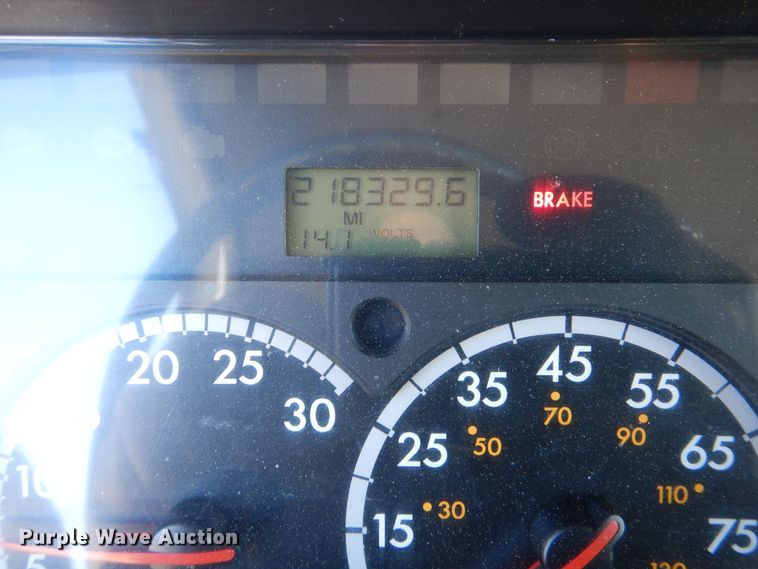 image for item DR5863 2014 Freightliner  114SD dump truck