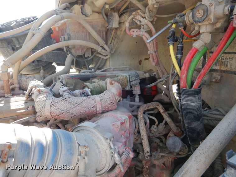 image for item DR5863 2014 Freightliner  114SD dump truck