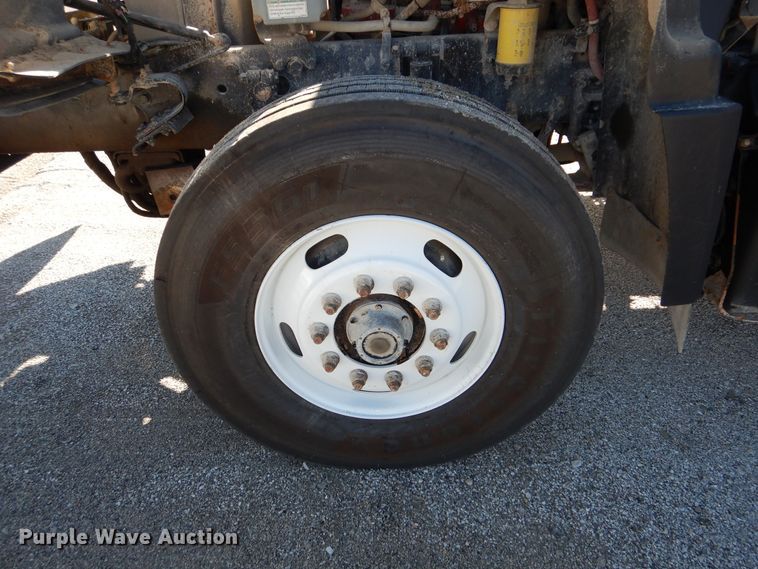 image for item DR5863 2014 Freightliner  114SD dump truck