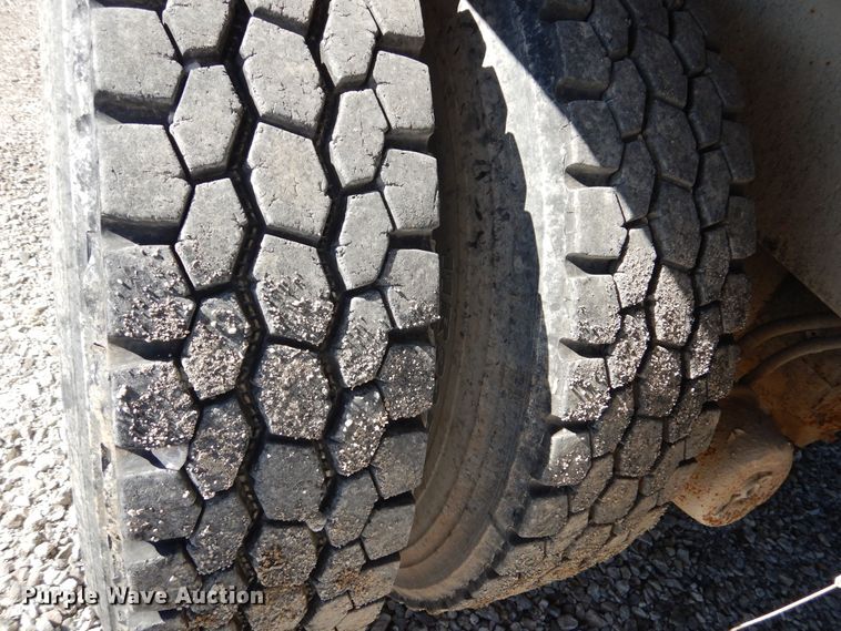 image for item DR5863 2014 Freightliner  114SD dump truck