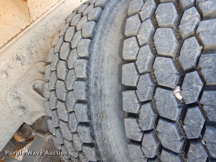 image for item DR5863 2014 Freightliner  114SD dump truck