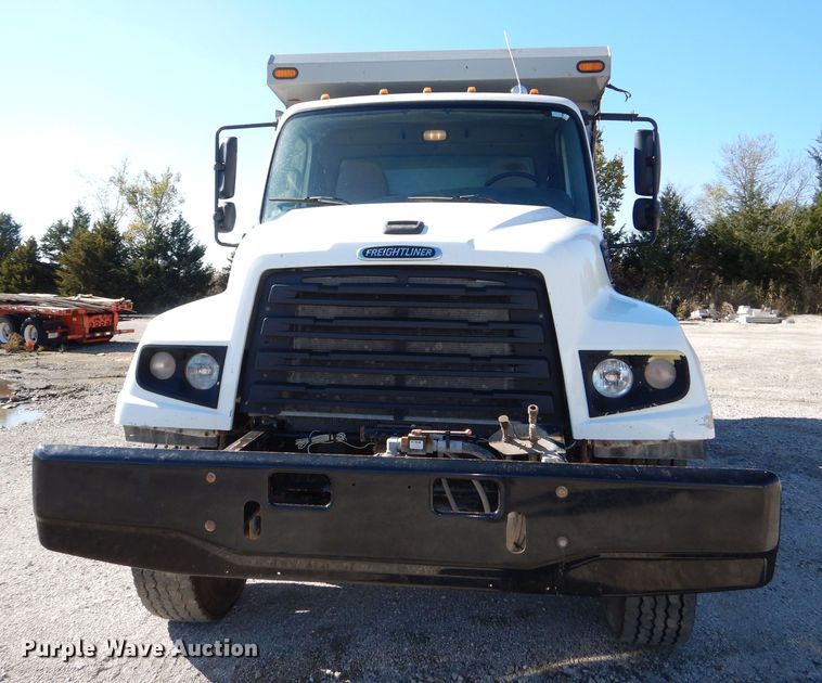 image for item DR5864 2014 Freightliner  114SD dump truck