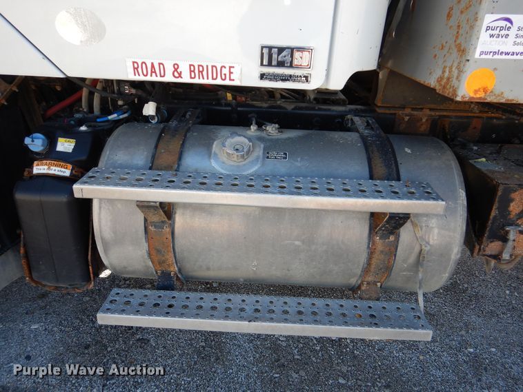 image for item DR5864 2014 Freightliner  114SD dump truck