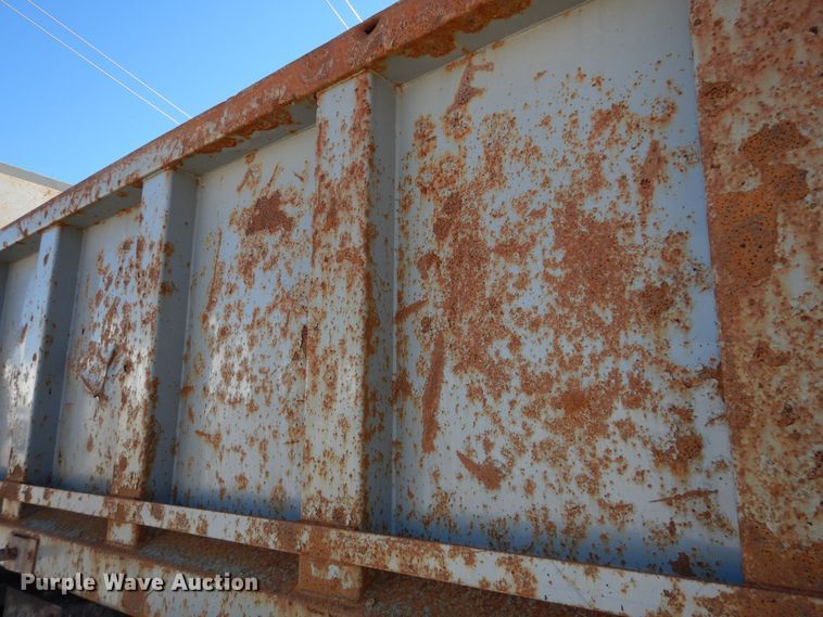 image for item DR5864 2014 Freightliner  114SD dump truck