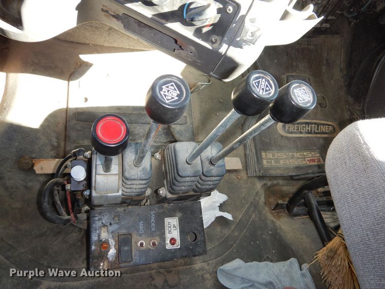 image for item DR5864 2014 Freightliner  114SD dump truck