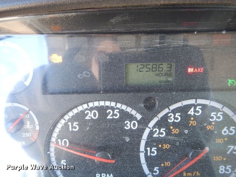 image for item DR5864 2014 Freightliner  114SD dump truck