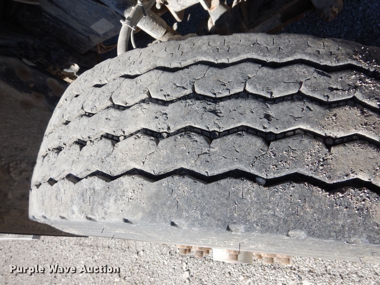 image for item DR5864 2014 Freightliner  114SD dump truck