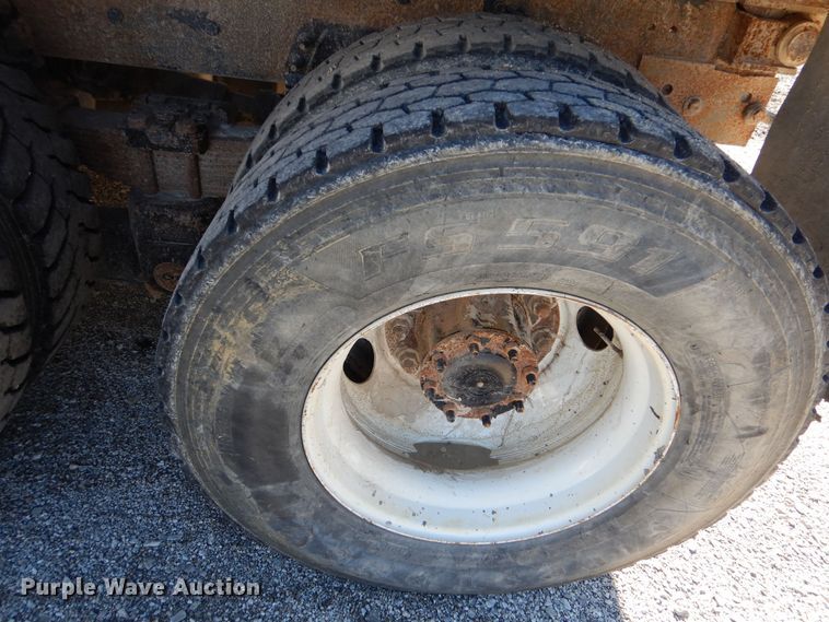 image for item DR5864 2014 Freightliner  114SD dump truck