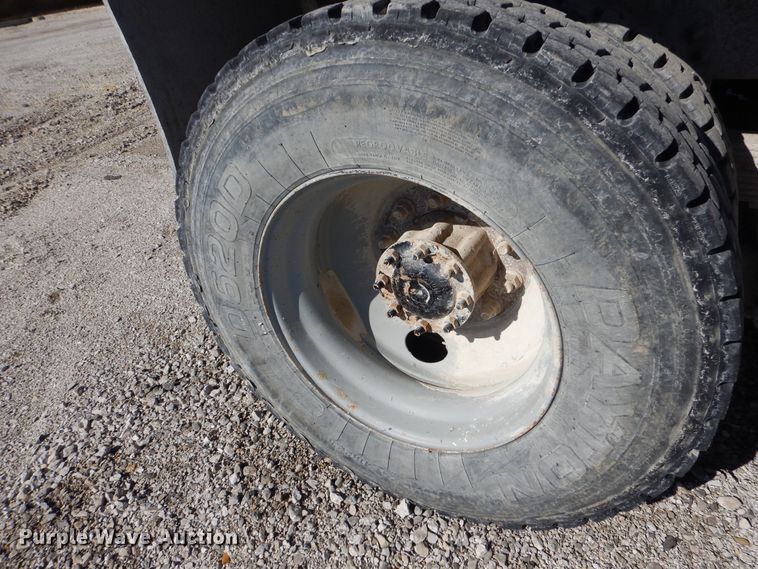 image for item DR5864 2014 Freightliner  114SD dump truck