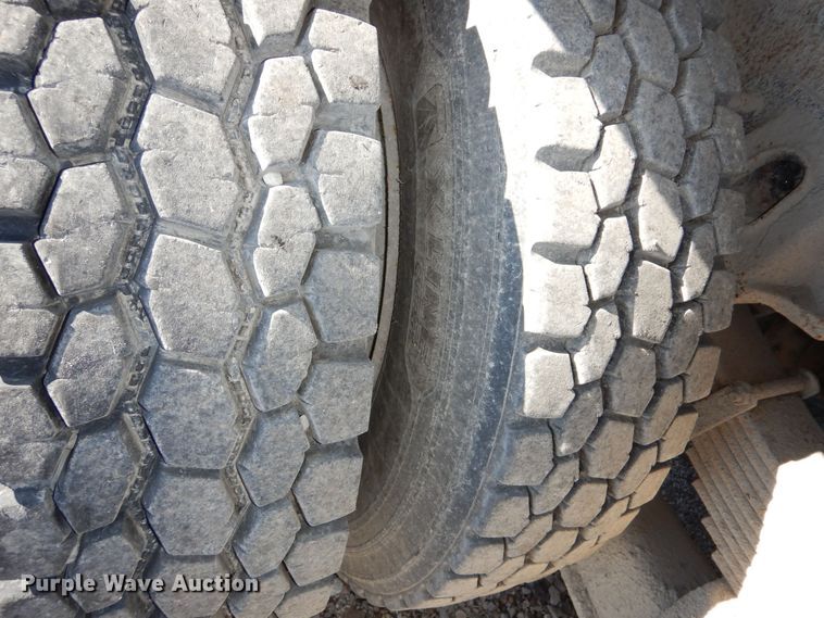 image for item DR5864 2014 Freightliner  114SD dump truck