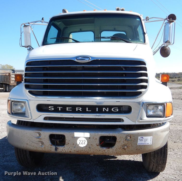 image for item DR5869 2002 Sterling L-Line semi truck