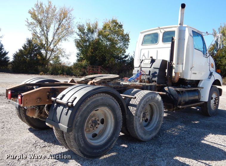 image for item DR5869 2002 Sterling L-Line semi truck